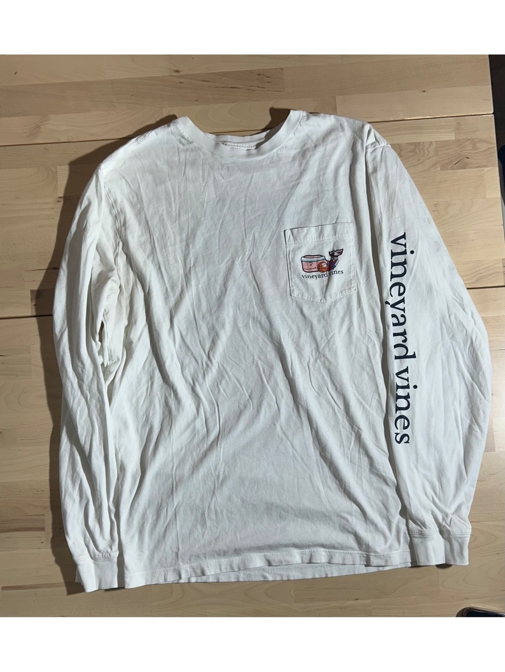 Vineyard Vines Long Sleeve Pocket Tee - Basketball Whale Design - White (Size M)